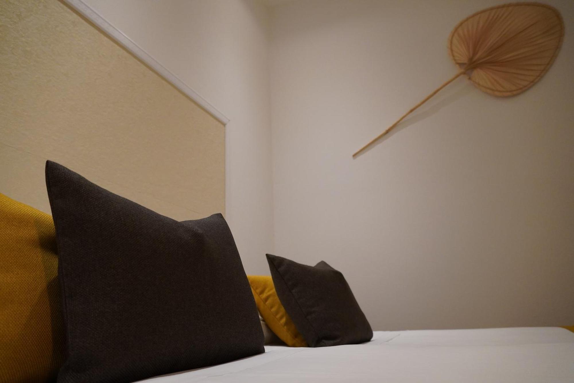 Hotel Ponti Angera Εξωτερικό φωτογραφία