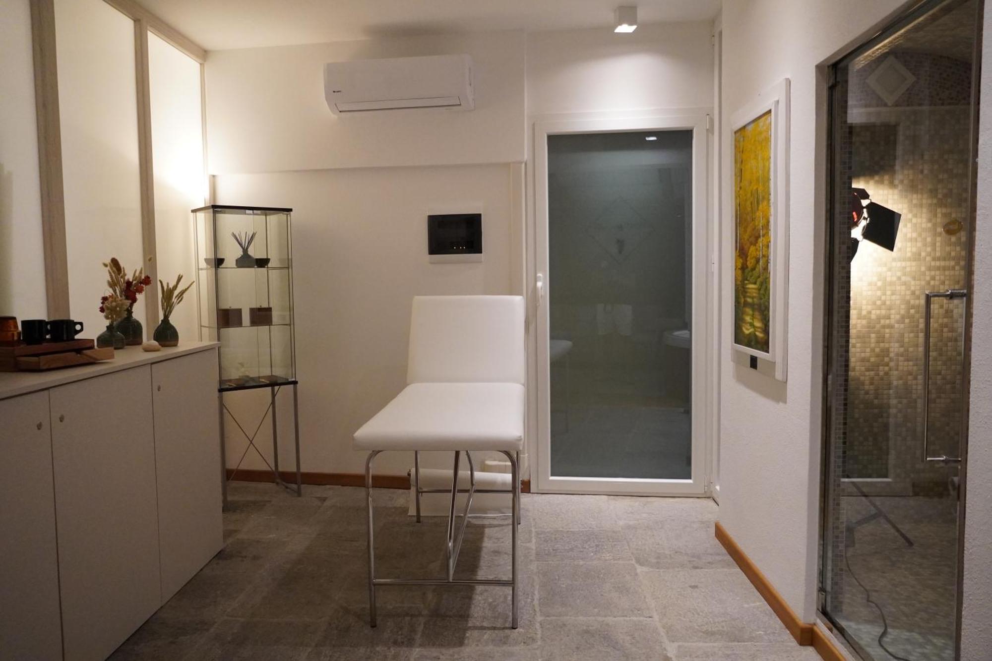 Hotel Ponti Angera Εξωτερικό φωτογραφία