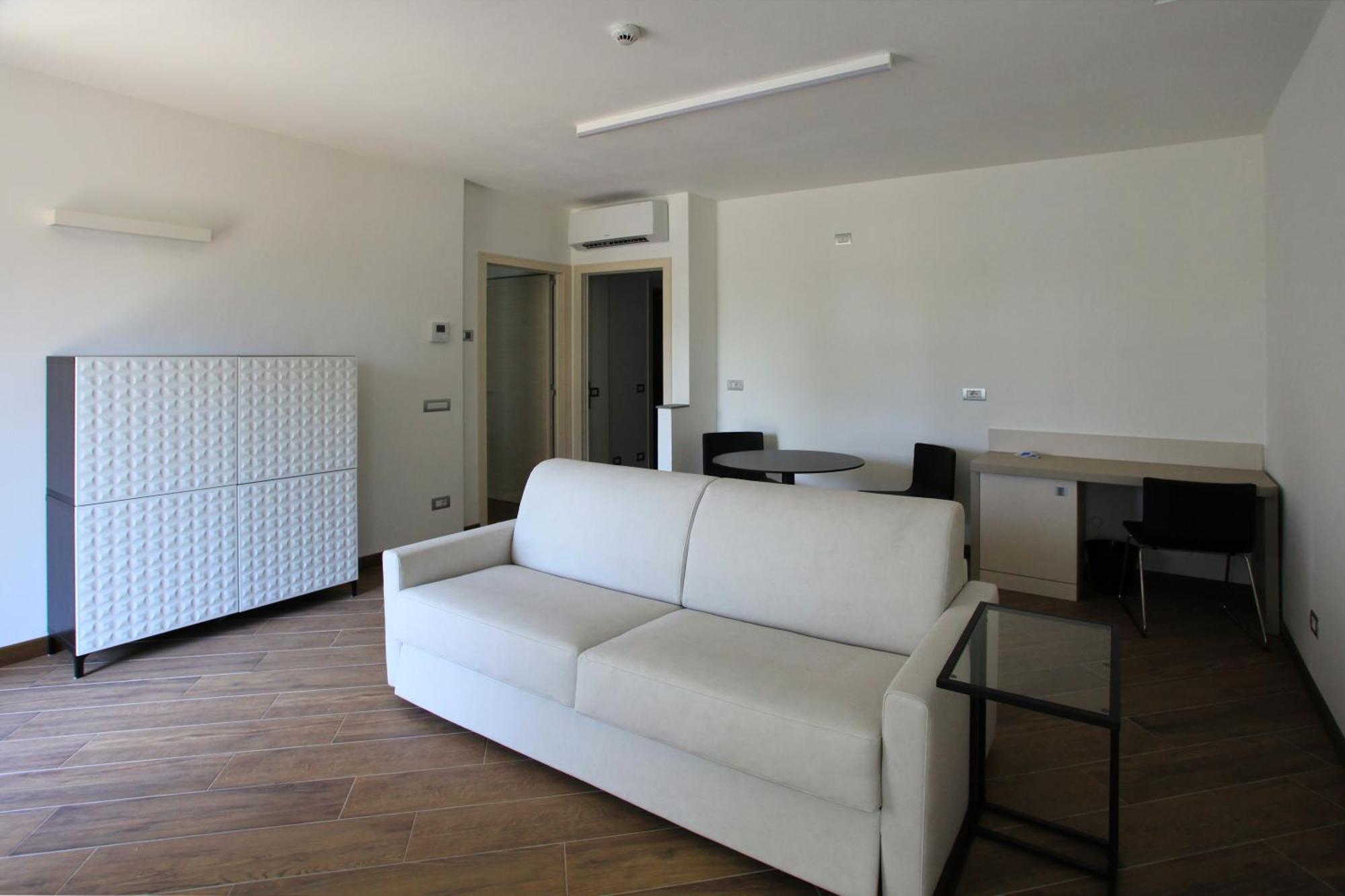 Hotel Ponti Angera Εξωτερικό φωτογραφία