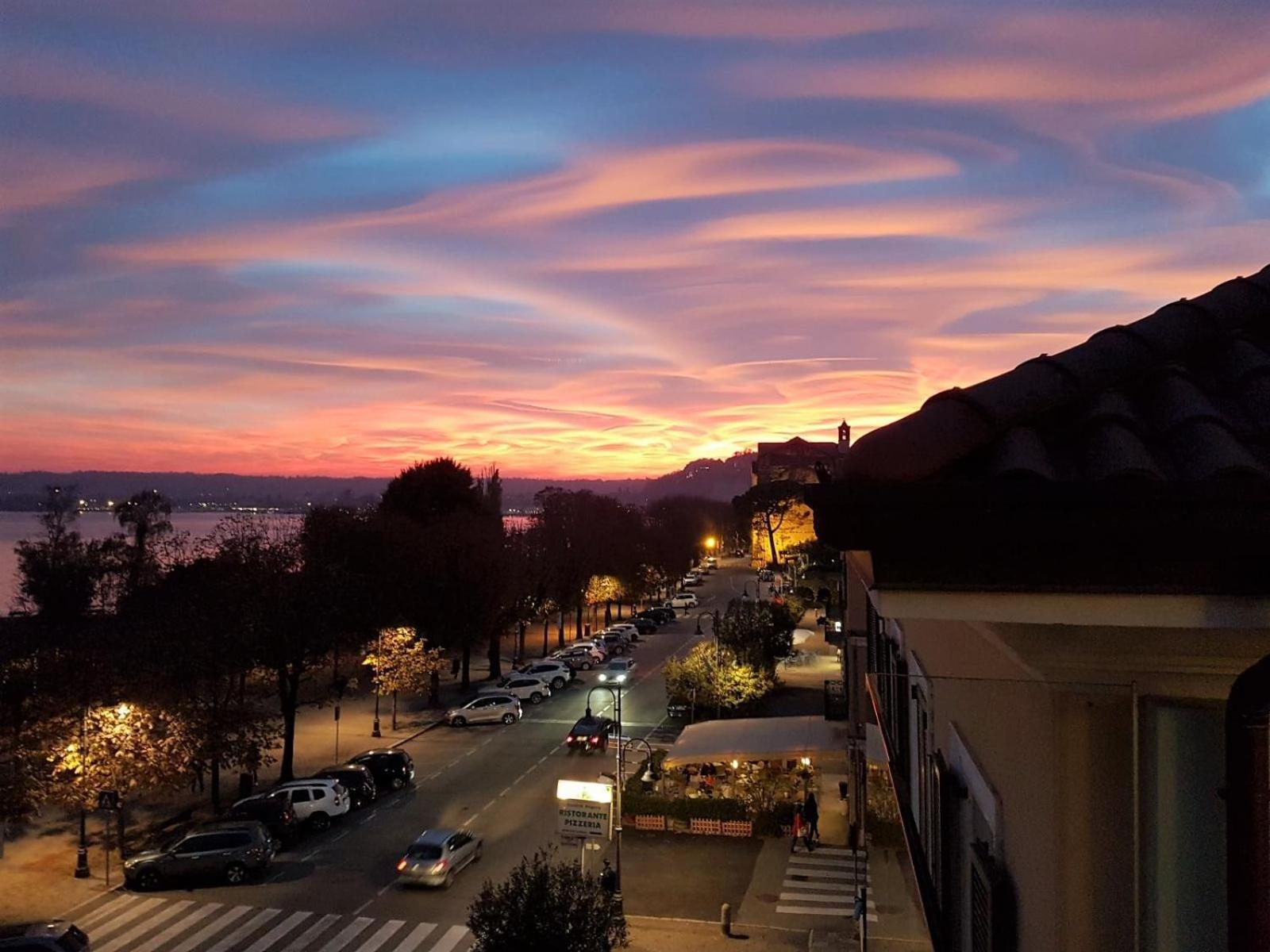 Hotel Ponti Angera Εξωτερικό φωτογραφία