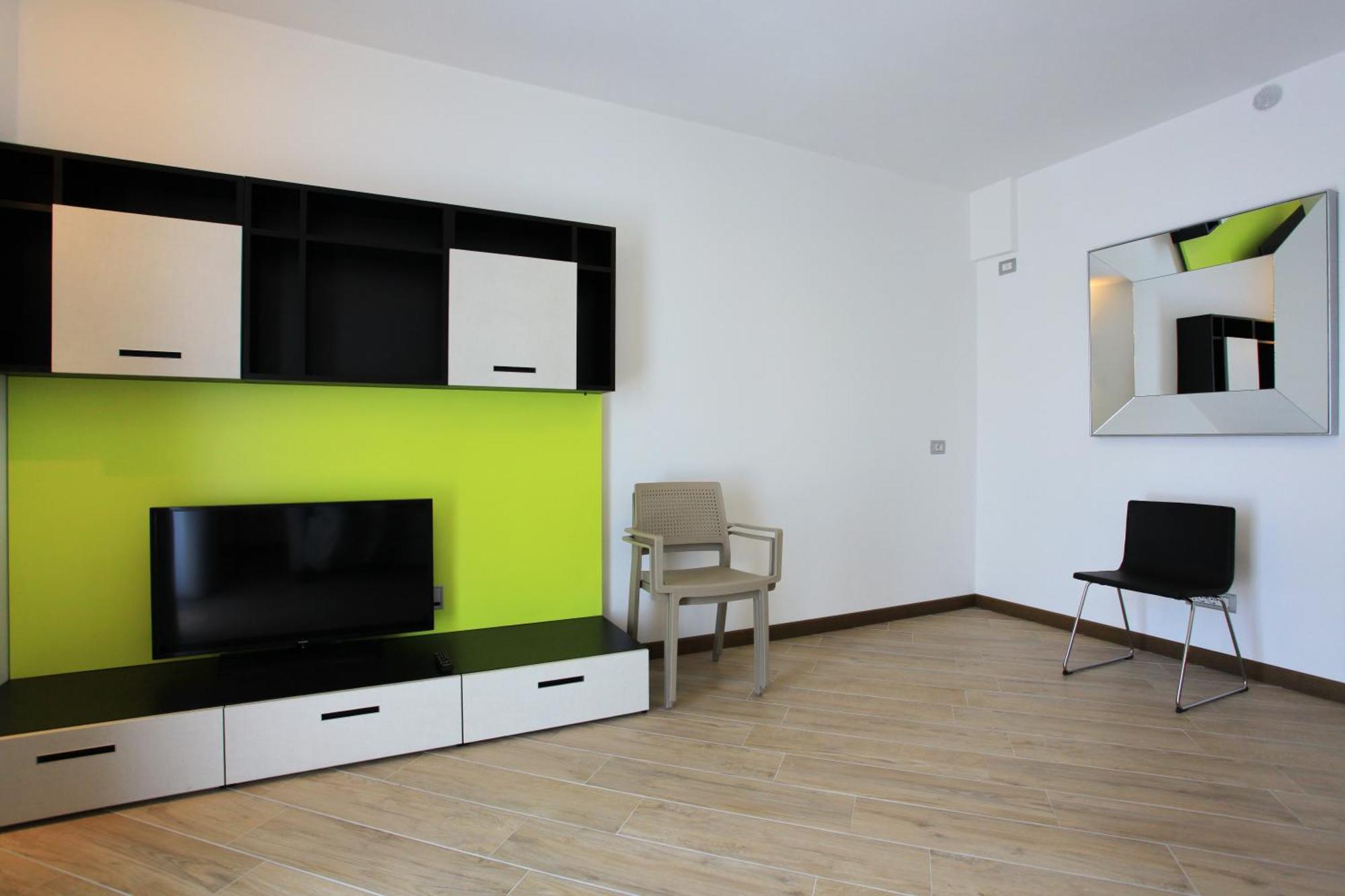 Hotel Ponti Angera Εξωτερικό φωτογραφία