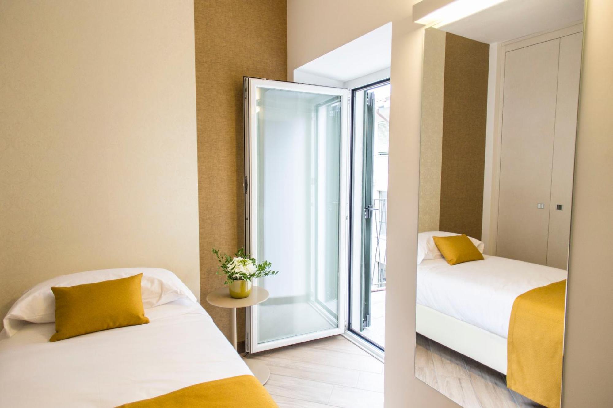 Hotel Ponti Angera Εξωτερικό φωτογραφία