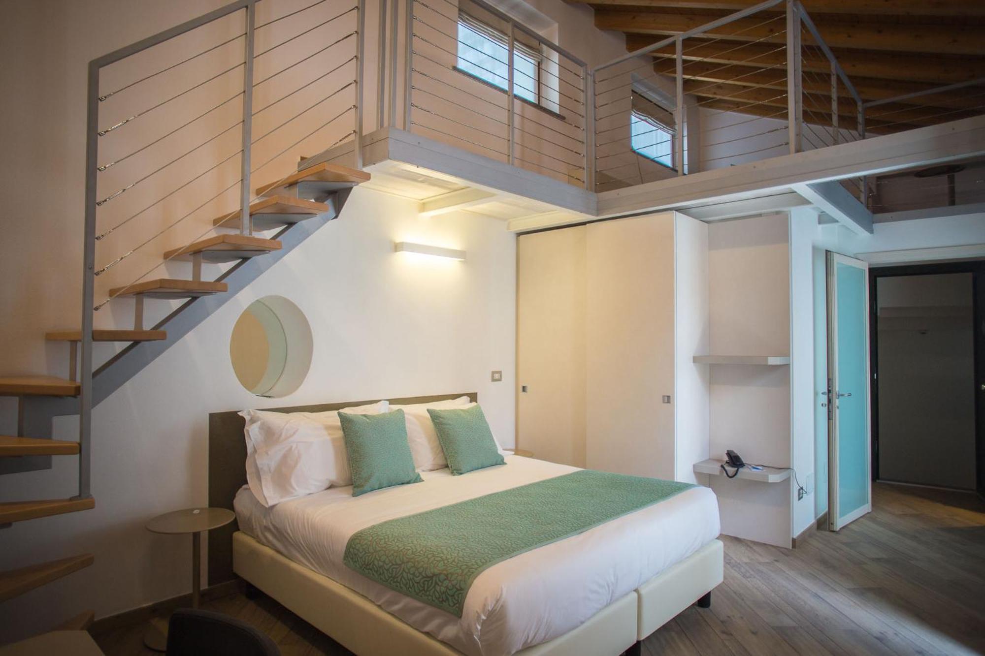 Hotel Ponti Angera Εξωτερικό φωτογραφία