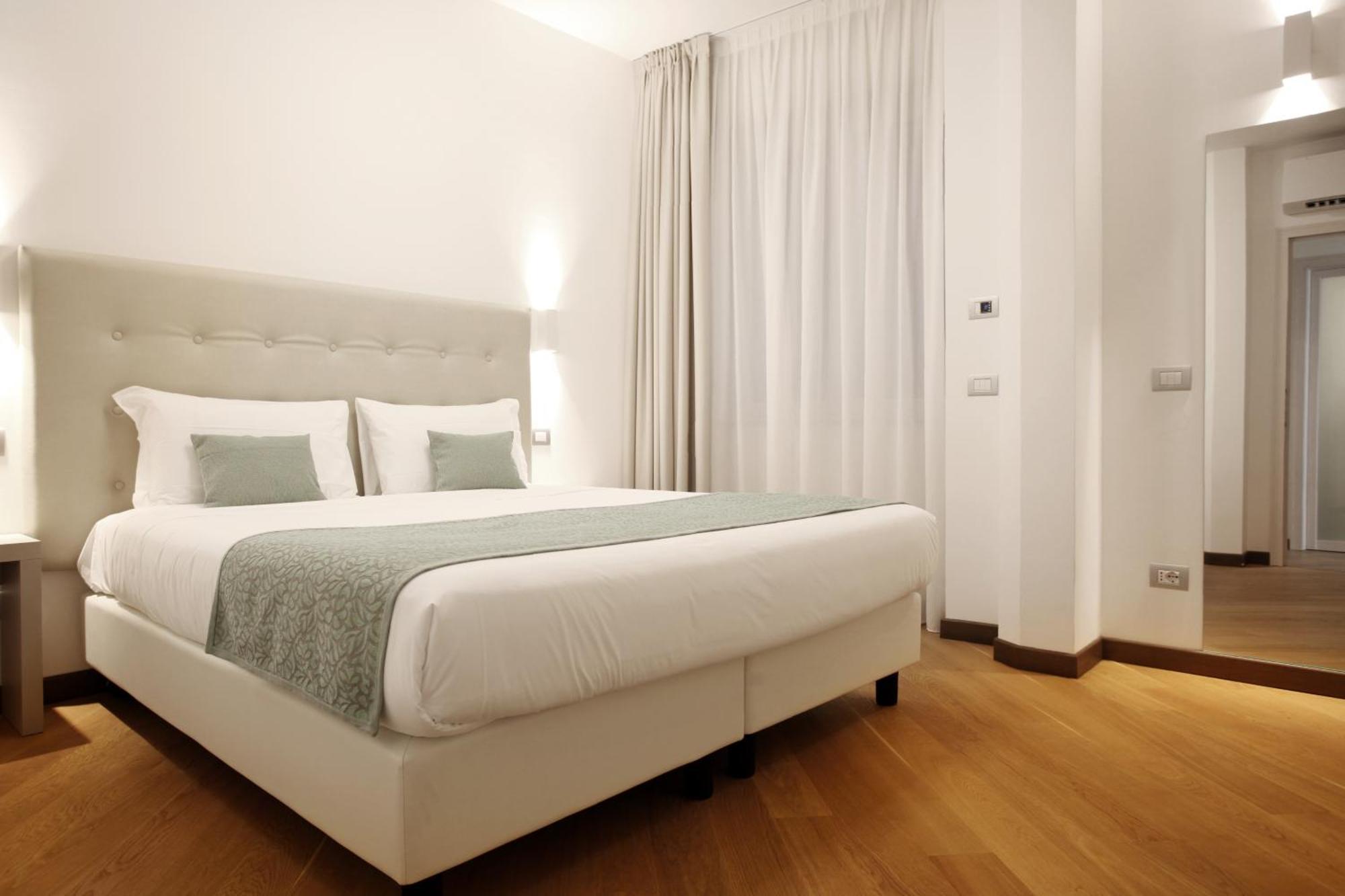 Hotel Ponti Angera Εξωτερικό φωτογραφία