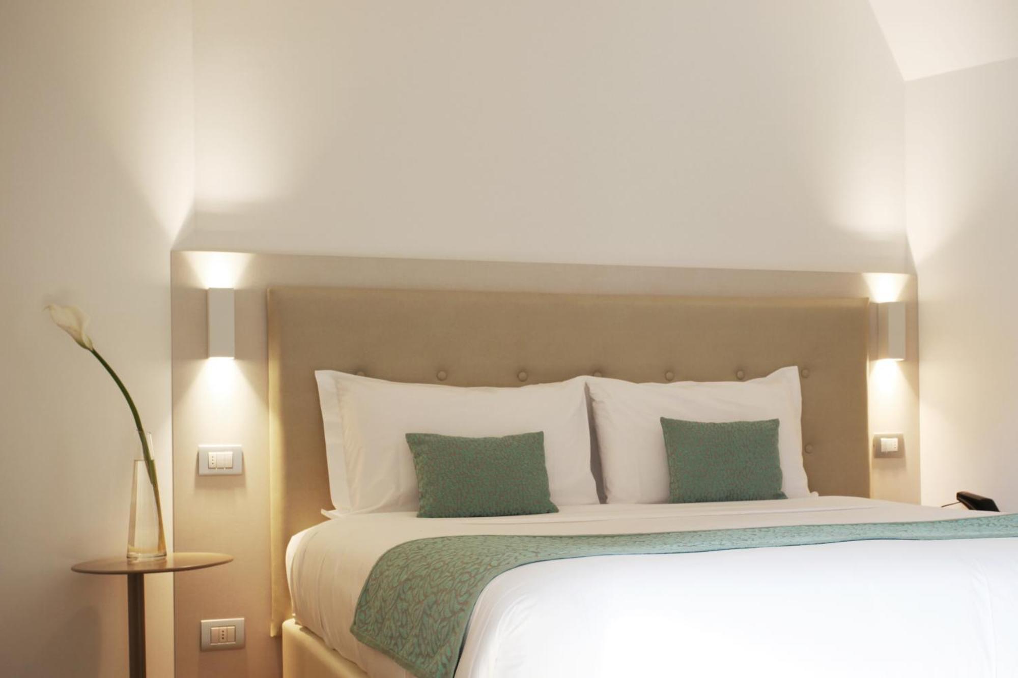 Hotel Ponti Angera Εξωτερικό φωτογραφία
