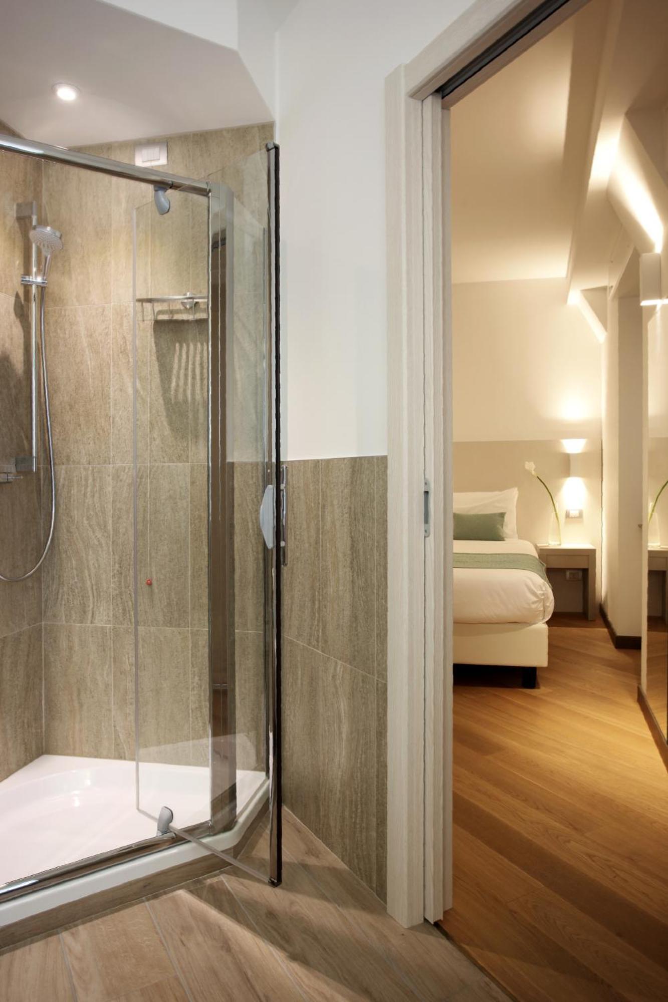 Hotel Ponti Angera Εξωτερικό φωτογραφία