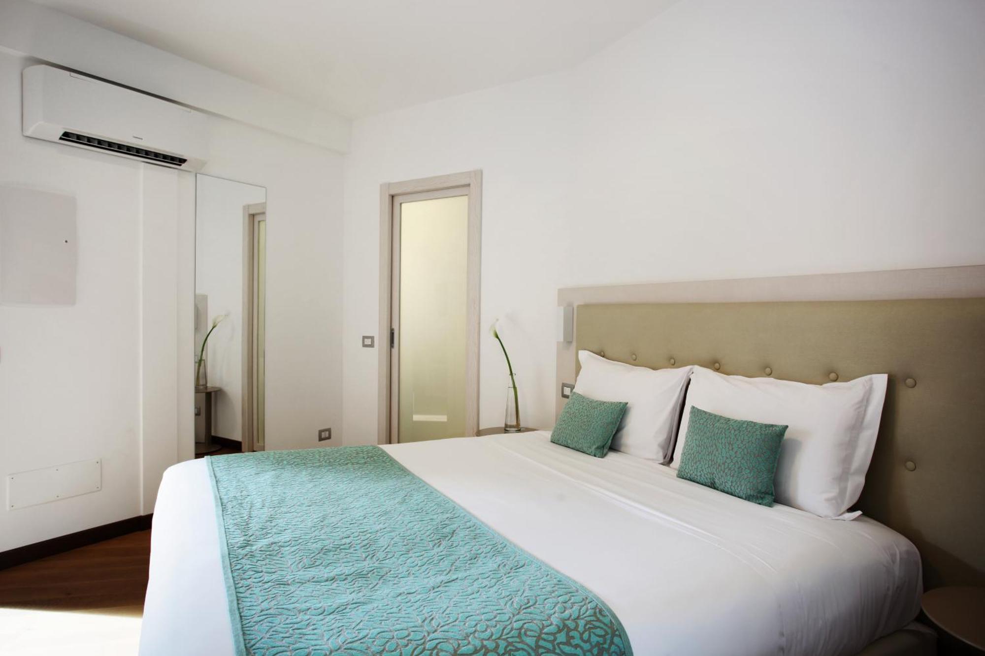 Hotel Ponti Angera Εξωτερικό φωτογραφία